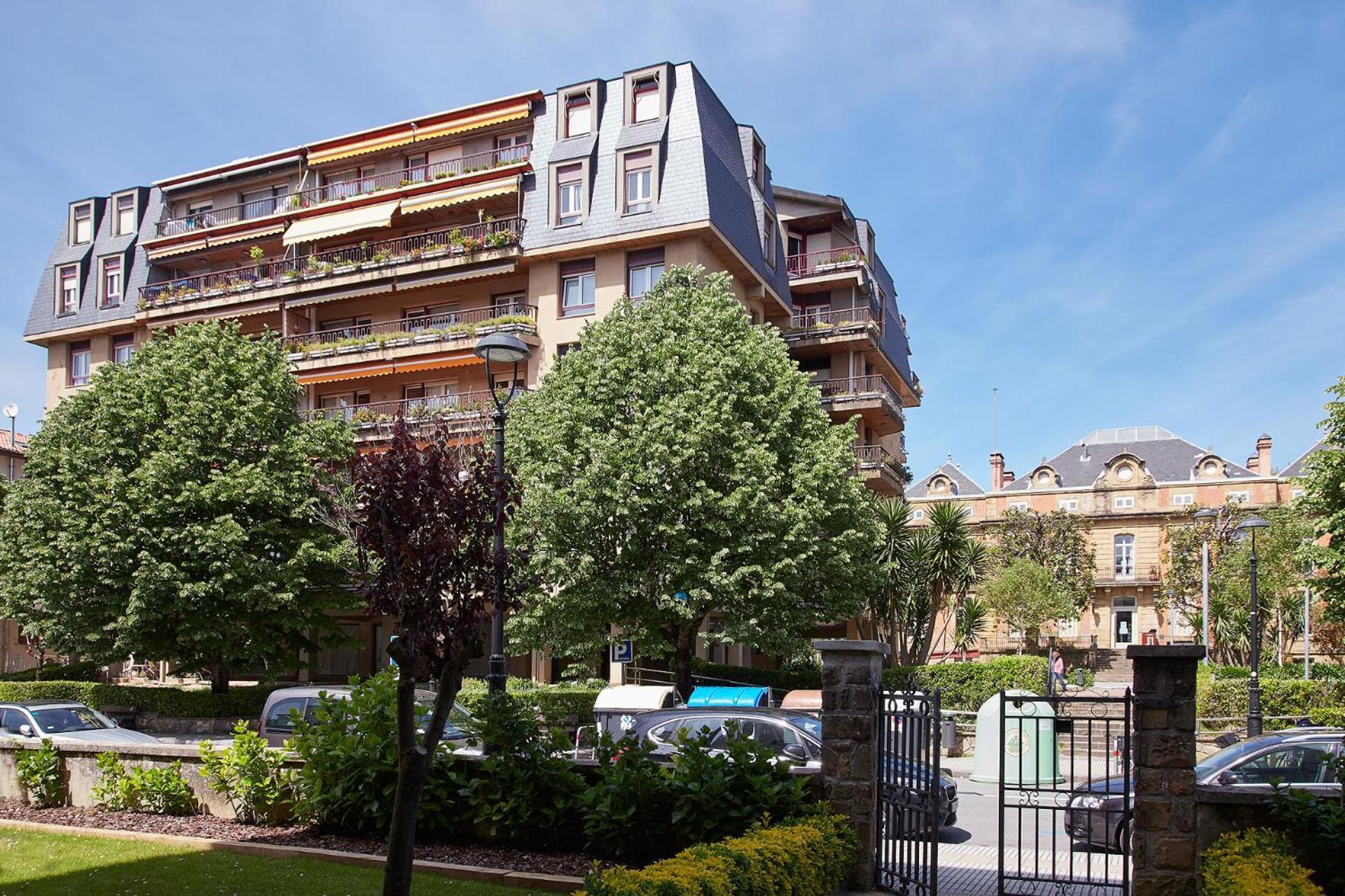 Aterian. Sanz Enea Apartment Зарауц Екстериор снимка
